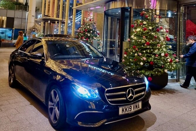 Private Chauffeur-London Heathrow from/to Southampton Cruise Port - Southampton cruise port: ship tracking and a nameboard meet