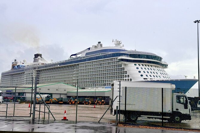 Private Chauffeur-London Heathrow from/to Southampton Cruise Port - Who should book this (and who might not need it)