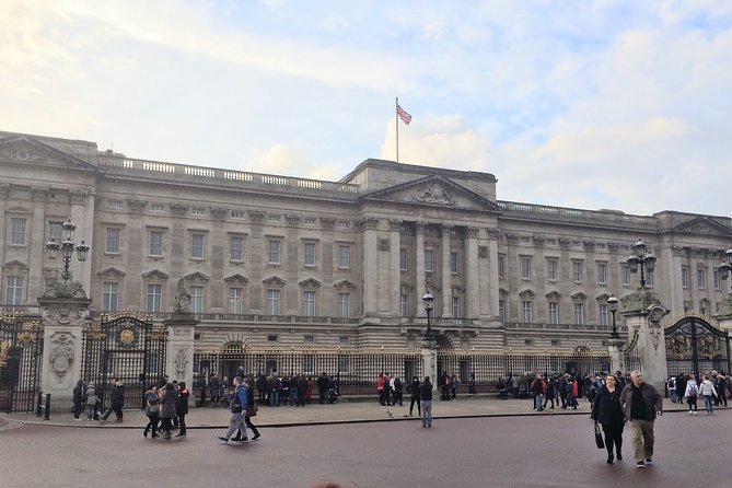 Private Custom Walking Tour: Half Day Sightseeing Tour of London - Hotel Pickup, Blue Badge Guidance, and Practical Concierge Help