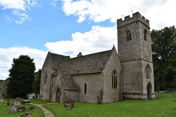 Private Day in the Cotswolds Tour - Shilton: A Fording River Moment and Hundreds-Years-Old Cottages