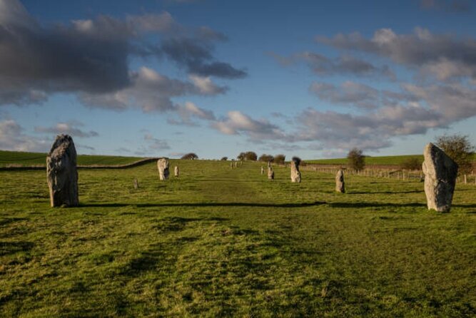 Private Driver Tours Avebury.Stonehenge.Salisbury. - Stonehenge with enough time to actually walk it