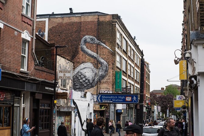 Private East End Food Tour: 7 Tastings with Bagels & Fish & Chips - Stop 6: 84 Commercial St for fish and chips and London Black beer