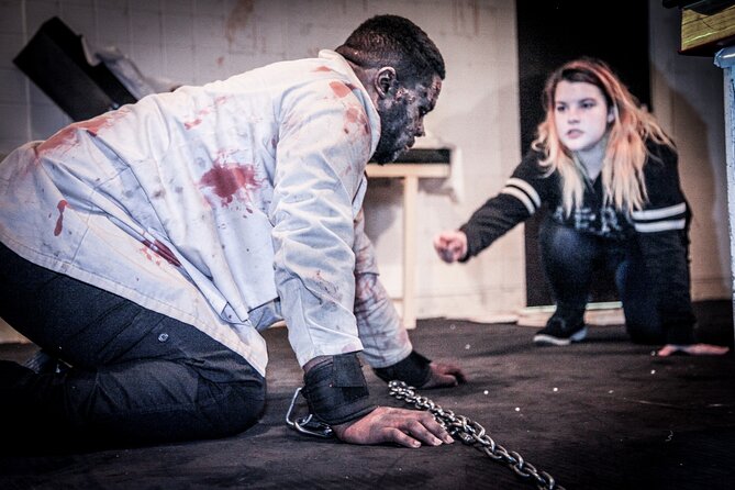 Private Escape Room with a Zombie in London - Finding Bunker 51 and getting your briefing right on time