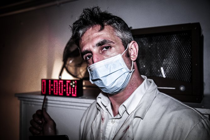 Private Escape Room with a Zombie in London - The 1-hour escape: riddles, mechanics, and a zombie that changes your focus