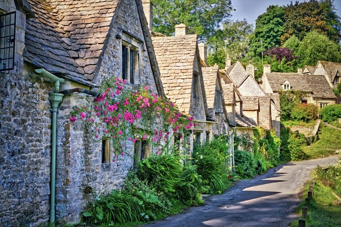 Private Full Day Cotswolds Tour From London - Bourton-on-the-Water: River Windrush Walks and Village-Style Calm