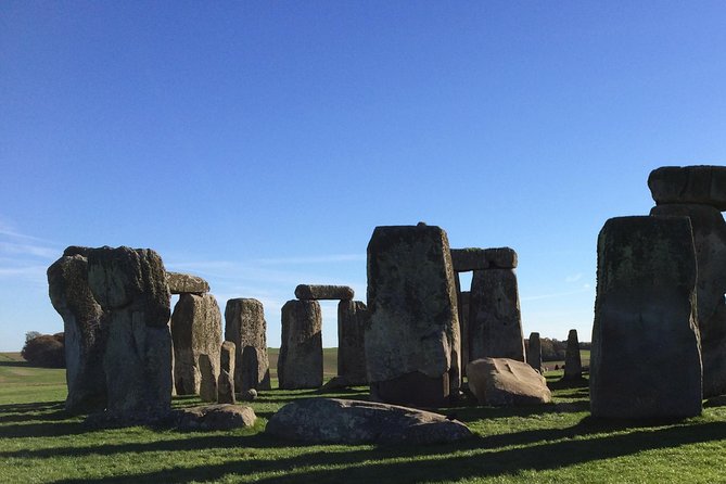 Private Full-Day Tour of Stonehenge and Bath from London - Tickets, Food, and the Things Not Included