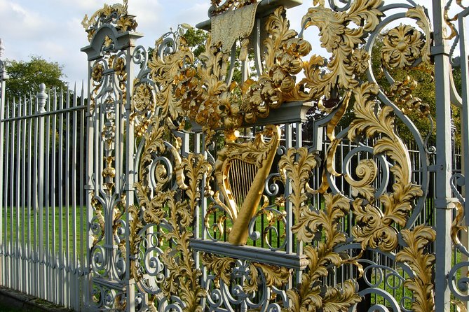 Private Full Day tour of Windsor castle and Hampton court palace from London - Comfort, pace, and what to plan for during an 8-hour day
