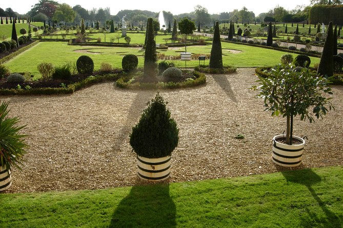 Private Full Day tour of Windsor castle and Hampton court palace from London - Is this worth it for your group? Who should book