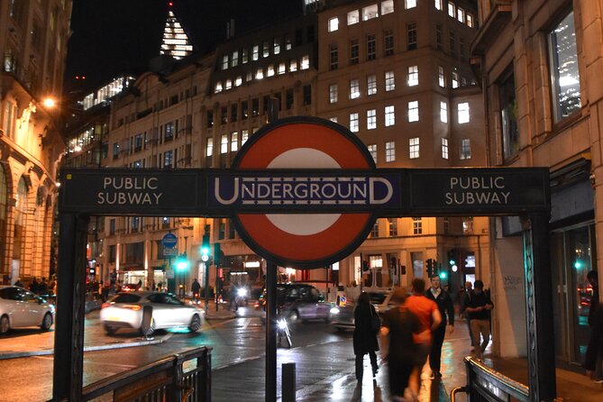 Private Ghosts and Gore Walking Tour of London - A private 2-hour route through the City after dark