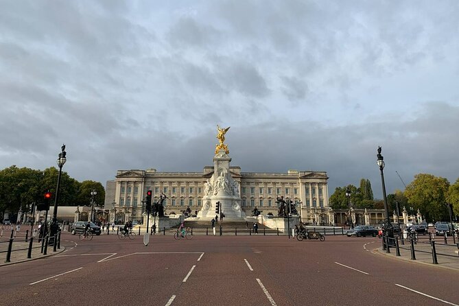 Private Guided Tour of London Landmarks - English or Italian - Price and value: what $239.93 per group really means