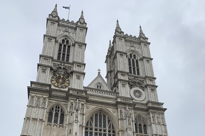 Private Guided Tour of London Landmarks - English or Italian - Meeting at County Hall and starting with the London Eye