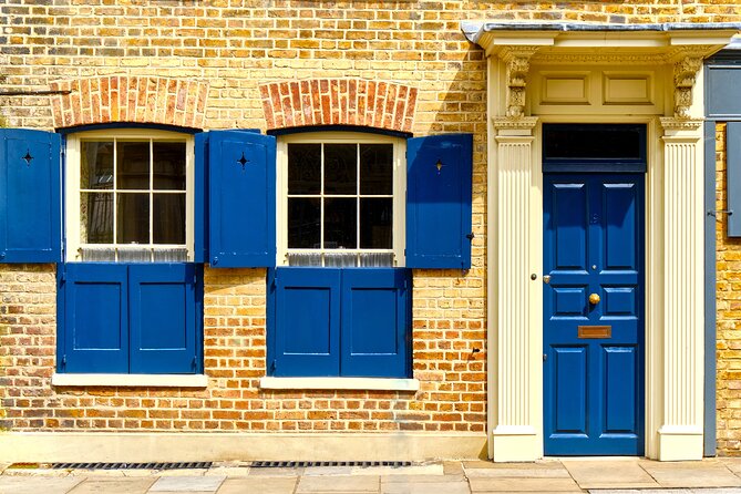 Private Guided Tour of London's East End - Brick Lane food, flavors, and how to order like a local