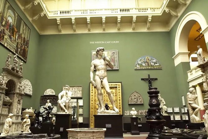 Private Guided Tour of The Victoria and Albert Museum - 3 Hour - The V&A is big enough to feel like a maze