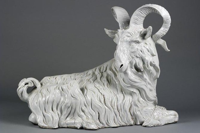 Private Guided Tour of The Victoria and Albert Museum - 3 Hour - Price and value: $270.57 for up to 6