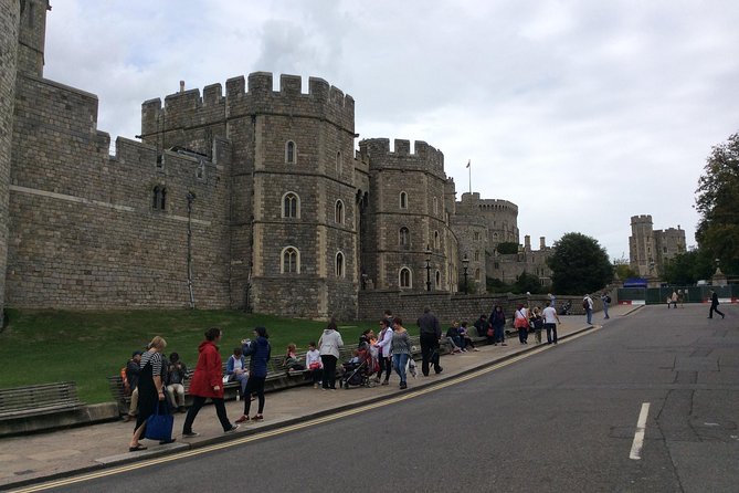 Private Half-Day Windsor Castle, Park and Old Town Tour from London - Practical Tips to Make Your Windsor Visit Feel Easy