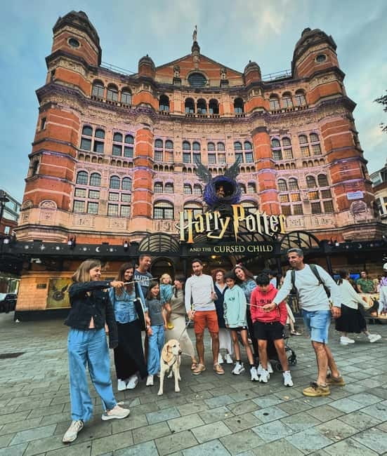 Private Harry Potter Tour in London - Gringotts Bank and London details you might not catch on your own
