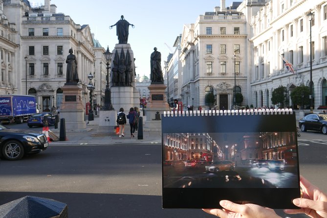 Private Kingsman Tour by Black Taxi in London - A black cab that makes London feel like a movie set