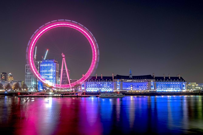 Private Night Photography Tour in London - London Eye at night: light strikes and creative frames