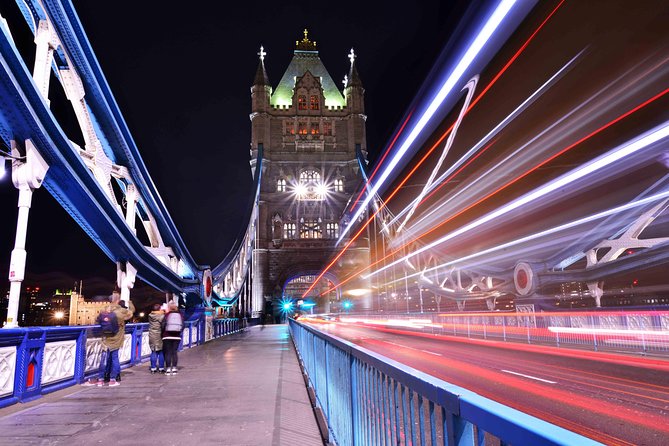Private Night Photography Tour in London - St Paul’s Cathedral after dark: long-exposure control that pays off