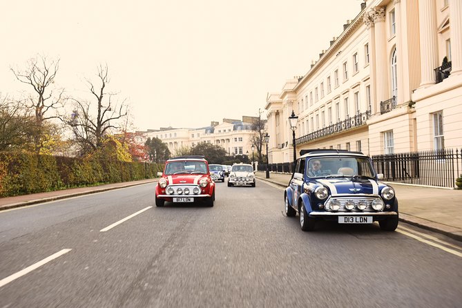 Private Panoramic Tour of London in a Classic Car - Borough Market in 10 minutes: a 1000-year-old food stop, made manageable