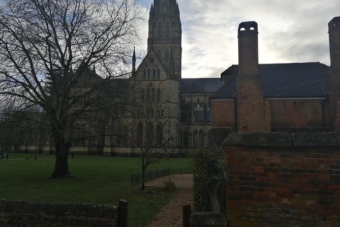 Private Round Trip from London to Stonehenge & Salisbury & Bath - Bath: Roman Baths and the Abbey Without the Rush