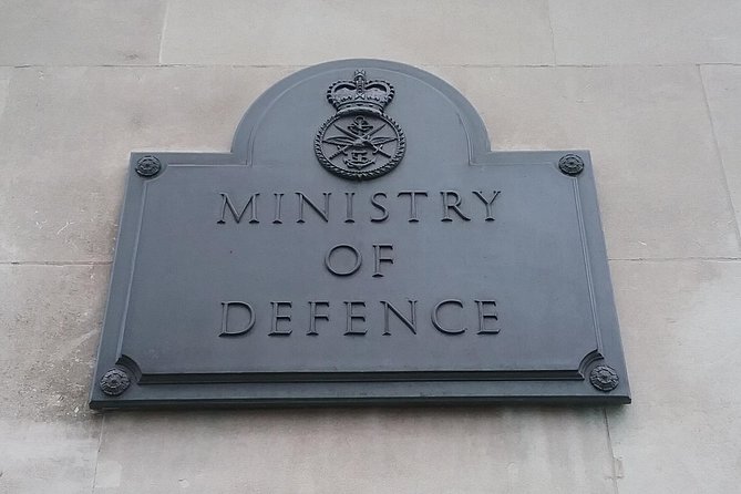 Private Spy Walking Tour of London - Whitehall to Parliament Square: Churchill, Oversight, and a Spy’s Burial
