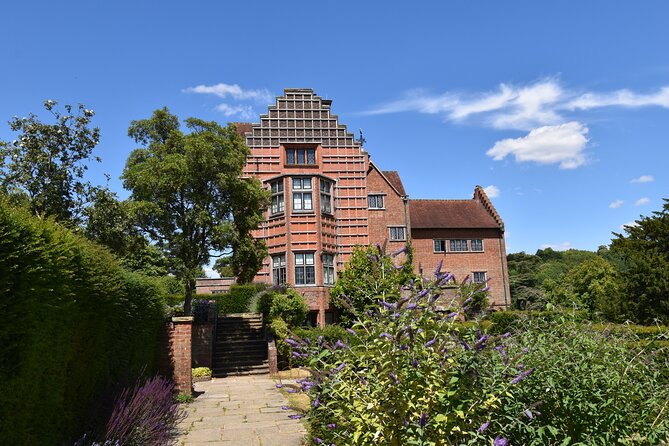 Private Taxi Transfer to Chartwell, Home To Sir Winston Churchill - 4 Hours on the Estate: Gardens, Views, and Picnic Time