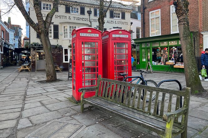 Private Ted Lasso Filming Locations Tour - Stop 1: Richmond-upon-Thames and the Thames-side build-up