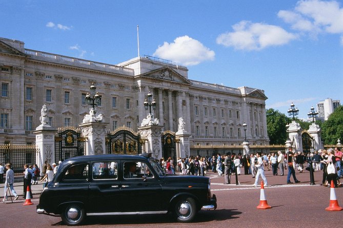 Private Tour: Black Taxi Tour of London - Why a black taxi works so well for London in 2 hours