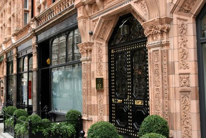 Private Tour: Downton Abbey London Locations by Taxi - Price and value: $684.21 per group can be a steal or a splurge