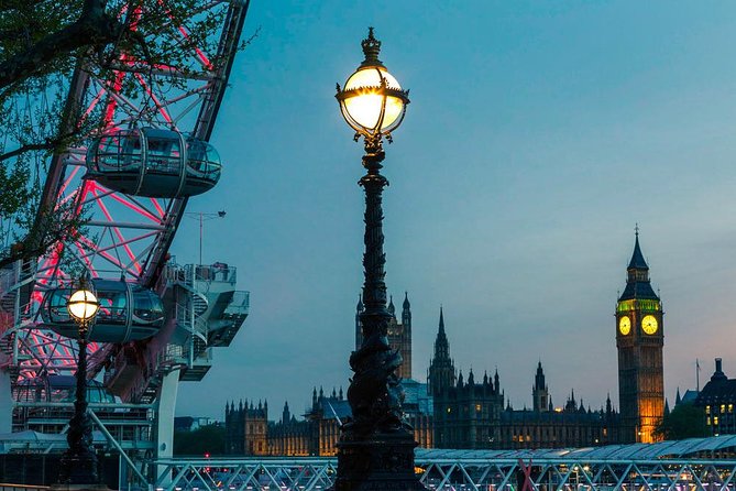 Private Tour: Night Photography Tour in London - Golden Jubilee Bridges: the elevated framing lesson for Westminster