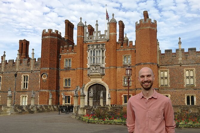 Private Tour of Hampton Court Palace with Award-Winning Architectural Historian - A 2-hour palace walk: how the tour actually unfolds