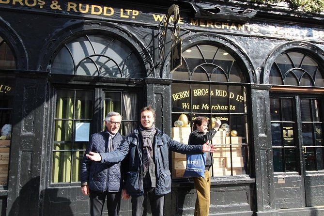 Private Tour of Haunted London in a Black Cab - Value for money: $515.43 for up to 6 people