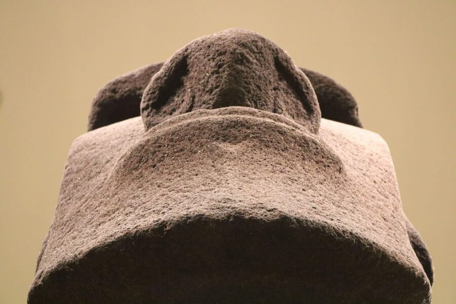 Private Tour of the British Museum - Easter Island’s Hoa Hakananai’a: global history in one stop