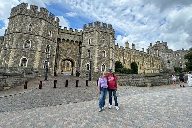 Private Tour of Windsor Town with Skip-the-Line Castle Tickets - A 2-Hour Private Windsor Walk That Sets Up the Castle