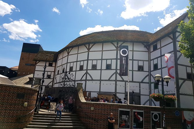 Private Tour : See 30+ Top London Sights! Fun Local Guide - The first leg: Green Park to Westminster, Parliament, and Big Ben views