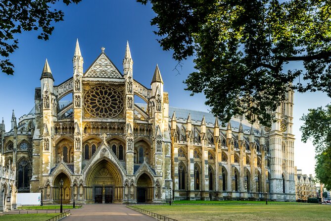 Private Tour: Tower of London, Westminster Abbey, British Museum - How this private 8-hour London route really works