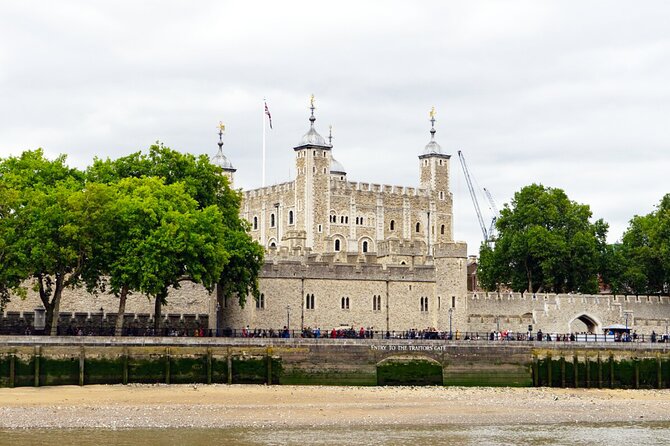 Private Tour: Tower of London with Private Guide - Entering Tower of London: Crown Jewels, Towers, and the White Tower Focus
