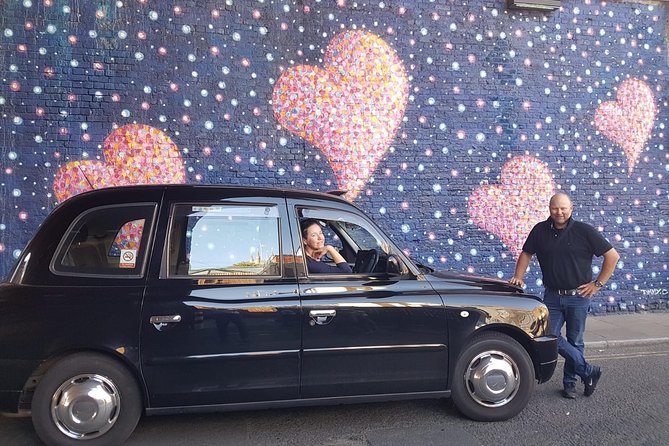 Private Tour: Traditional Black Cab Tour of London's Hidden Treasures - Buckingham Palace (Stop 4): Quick Photo Time, No Ticket Included