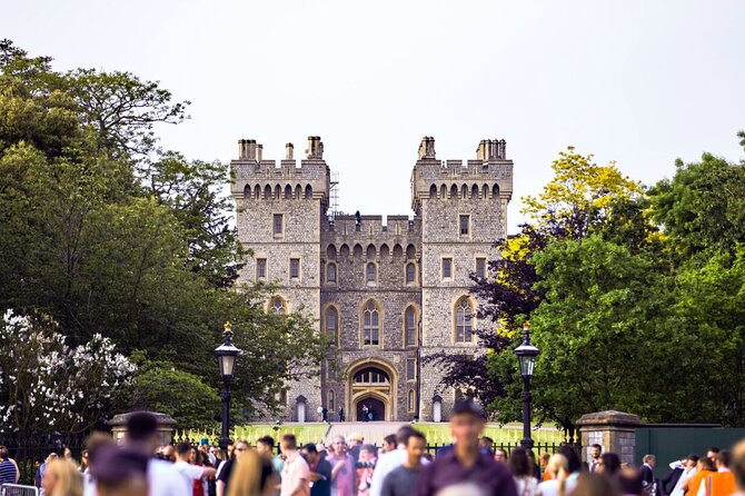 Private Tour: Windsor Castle Day Trip from London - What 2 hours inside Windsor Castle can realistically deliver