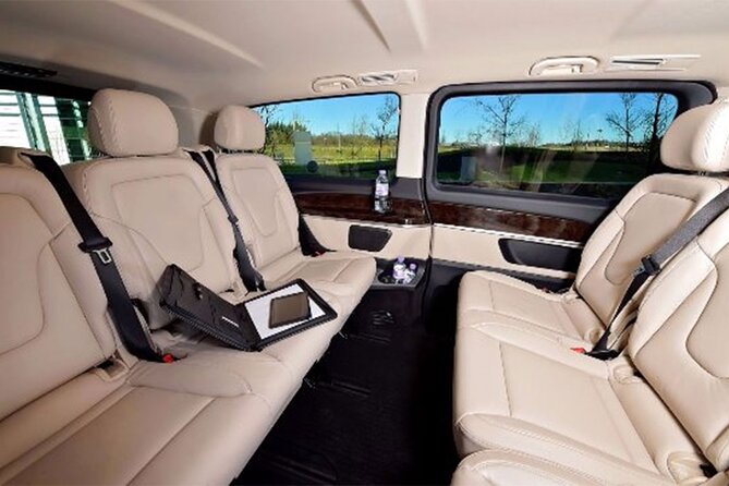Private Transfer from Heathrow to Gatwick Airport - Who This Transfer Fits Best