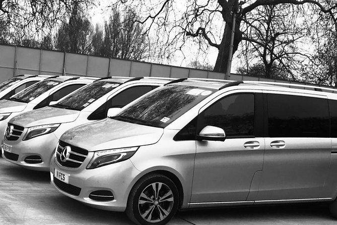 Private Transfers From Heathrow Airport to Central London - What happens after you land: chauffeur waiting, luggage handled, then off you go