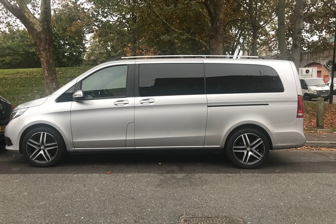 Private Transfers London Heathrow to Southampton Cruise Terminal via Stonehenge - The drive to Southampton: direct drop-off at the cruise terminal