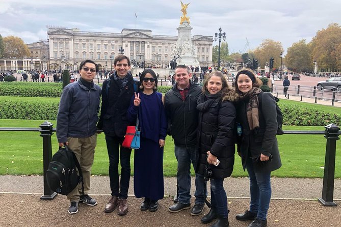 Private Walking Tour of Royal London with Changing of the Guard - Admiralty Arch to Whitehall: where Buckingham feels closer