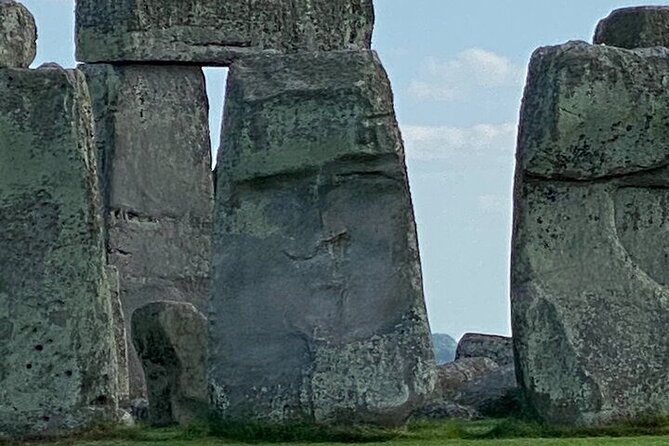 Private Windsor Castle and Stonehenge Day Tour - Guide style: why this day moves without feeling rushed