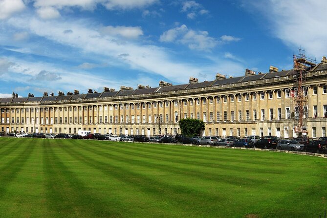 Private Windsor Castle, Stonehenge, The City of Bath Day Tour - Quick Photo Stops: The Circus and No. 1 Royal Crescent