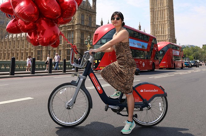 Professional Digital Photo with Red Heart Balloons Central London - Who This Fits Best (and Who Might Want a Different Style)