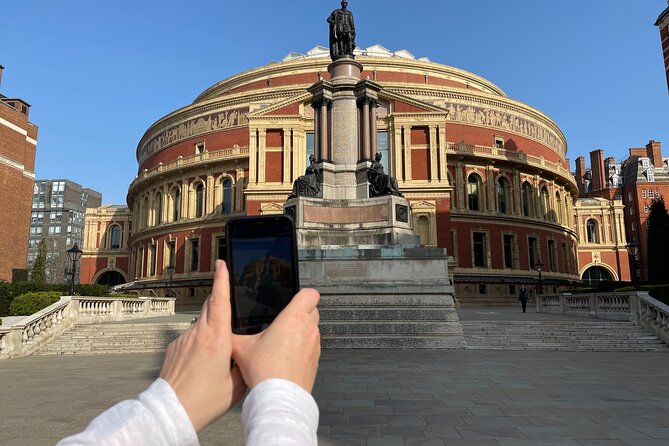 Queen Highlights Walking Tour of London - Price vs Value: What $23.36 Gets You
