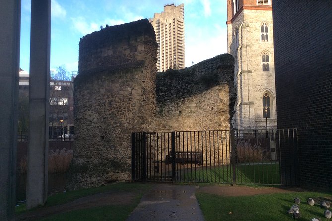 Roman London Private Walking Tour - City of London Icons With Roman Connections