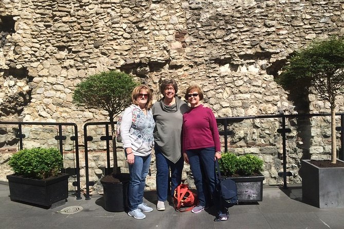 Roman & Medieval London: Private Half-Day Tour in a Black Cab - Why a black cab is the smart way to do Roman and medieval London